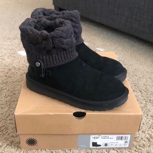 Ugg Saela cuff knit boots, size 8US